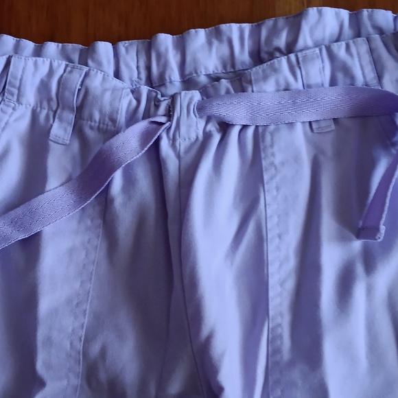 Womans Lavender  scrub/Pants - Picture 4 of 10